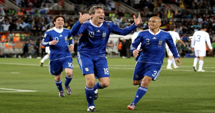 路伦士高格vs基沙直播_高清路伦士高格vs基沙直播在线_路伦士高格vs基沙直播免费观看无插件-24直播